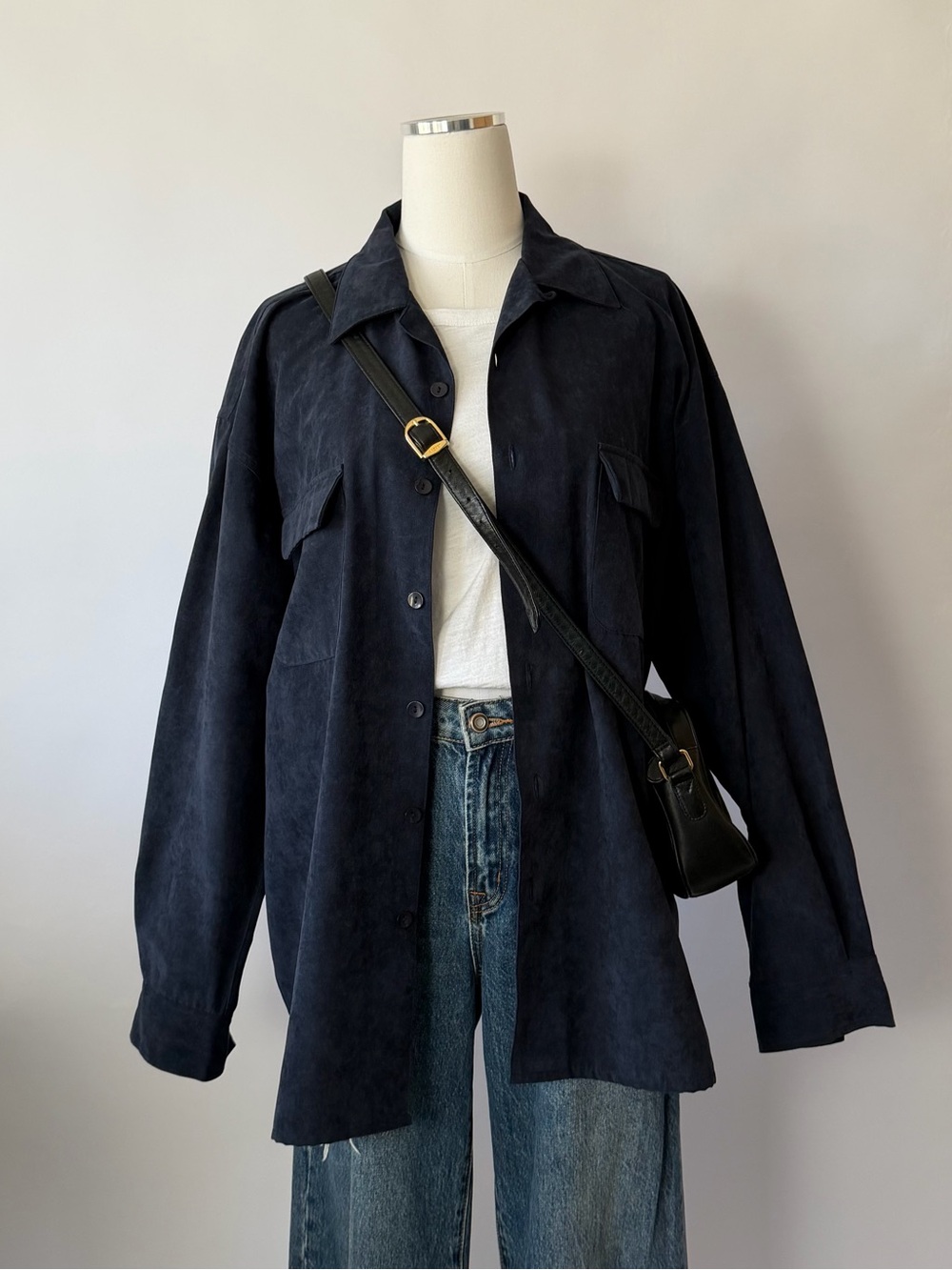 Bruno button-up shirt navy size large. - Picture 4 of 10